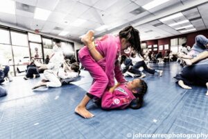 Self defense classes for teenage girl near me Santa Ana California
