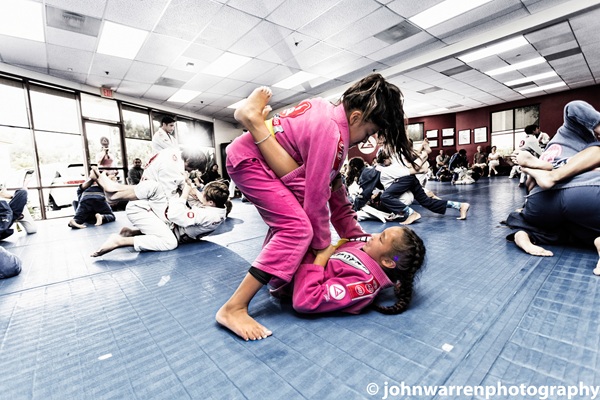 Self defense classes for teenage girl near me Santa Ana California Self defense classes for teenage girl near me Santa Ana California