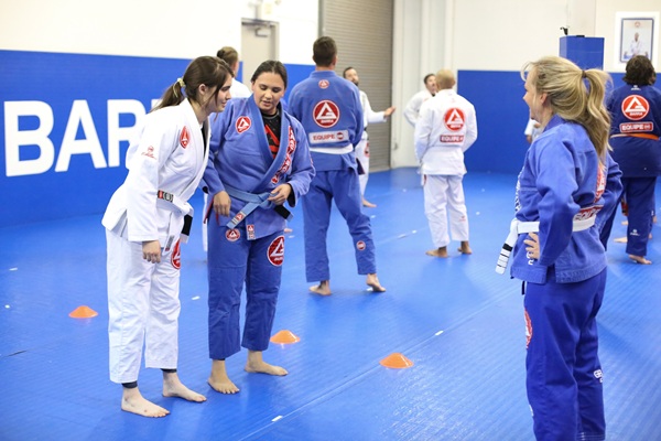 Woman self defense class Santa Ana California Woman self defense class Santa Ana California