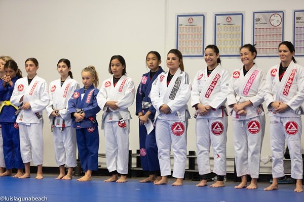 Women’s martial arts classes in Santa Ana, CA