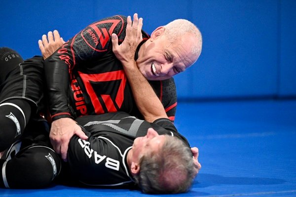 Martial arts for seniors: Programs & benefits Santa Ana, CA