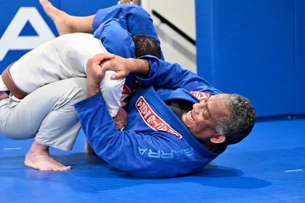 Approach to martial arts sparring in Santa Ana, CA gyms Approach to martial arts sparring in Santa Ana, CA gyms