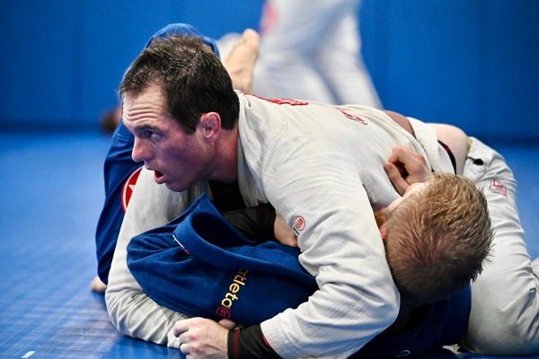 Gracie Barra Santa Ana: Brazilian jiu-jitsu for residents of Orange, CA | Phone: +1 (714) 925-9393