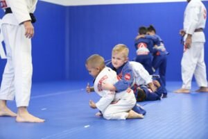 Gracie Barra Santa Ana: Develop confidence and discipline with Jiu-Jitsu for kids near Orange, CA | Phone: +1 (714) 925-9393