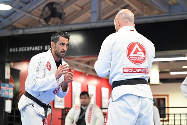 Gracie Barra Santa Ana: Develop real self-defense skills with Jiu-Jitsu training for residents of Tustin, CA | Phone: +1 (714) 925-9393 Gracie Barra Santa Ana: Develop real self-defense skills with Jiu-Jitsu training for residents of Tustin, CA | Phone: +1 (714) 925-9393
