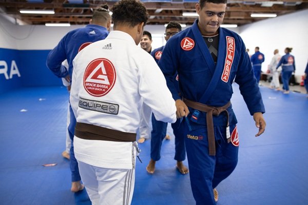Gracie Barra Santa Ana: Where to find it welcoming martial arts for beginners | Phone: +1 (714) 925-9393