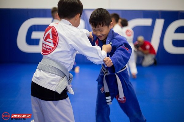 Gracie Barra Santa Ana: Where to find a martial arts school that values the whole Family | Phone: +1 (714) 925-9393 Gracie Barra Santa Ana: Where to find a martial arts school that values the whole Family | Phone: +1 (714) 925-9393