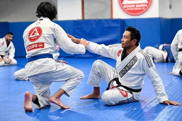 Gracie Barra Santa Ana: Which martial arts school in California has the best community environment | Phone: +1 (714) 925-9393 Gracie Barra Santa Ana: Which martial arts school in California has the best community environment | Phone: +1 (714) 925-9393