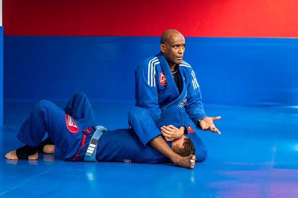 Gracie Barra Santa Ana: How can jiu jitsu for beginners help with daily stress and mental focus | Phone: +1 (714) 925-9393