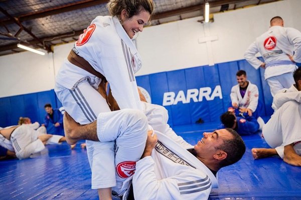 Gracie Barra Santa Ana: How jiu jitsu builds physical flexibility | Phone: +1 (714) 925-9393