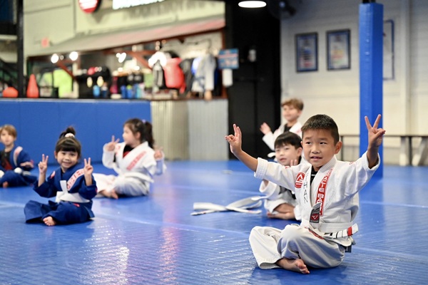 Gracie Barra Santa Ana: What Do You Want in a Safe Kids Martial Arts Program | Phone: +1 (714) 925-9393