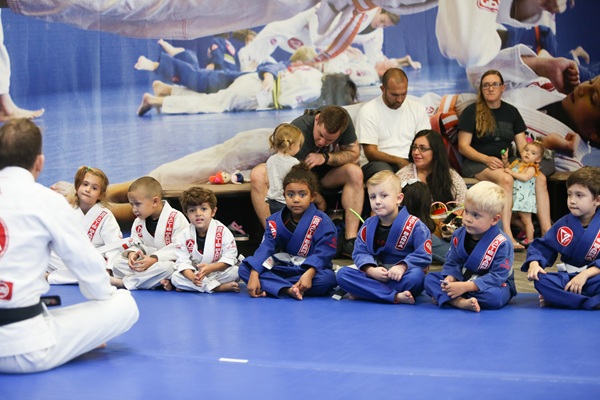 Gracie Barra Santa Ana: What are the best activities for children to develop focus | Phone: +1 (714) 925-9393