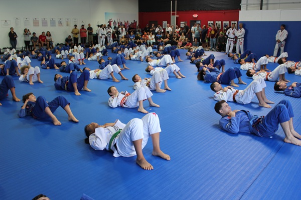 Gracie Barra Santa Ana: Where can families practice martial arts together | Phone: +1 (714) 925-9393