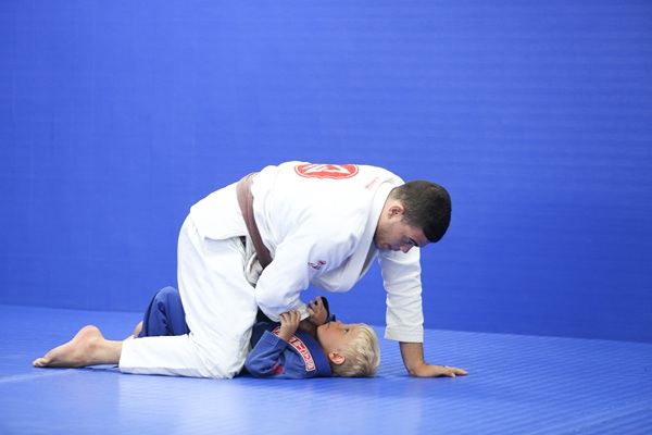 Gracie Barra Santa Ana: How Does Kids Brazilian Jiu Jitsu Teach Emotional Control | Phone: +1 (714) 925-9393