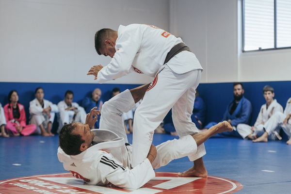 Gracie Barra Santa Ana: How Much Weight Can You Lose Training Brazilian Jiu Jitsu | Phone: +1 (714) 925-9393